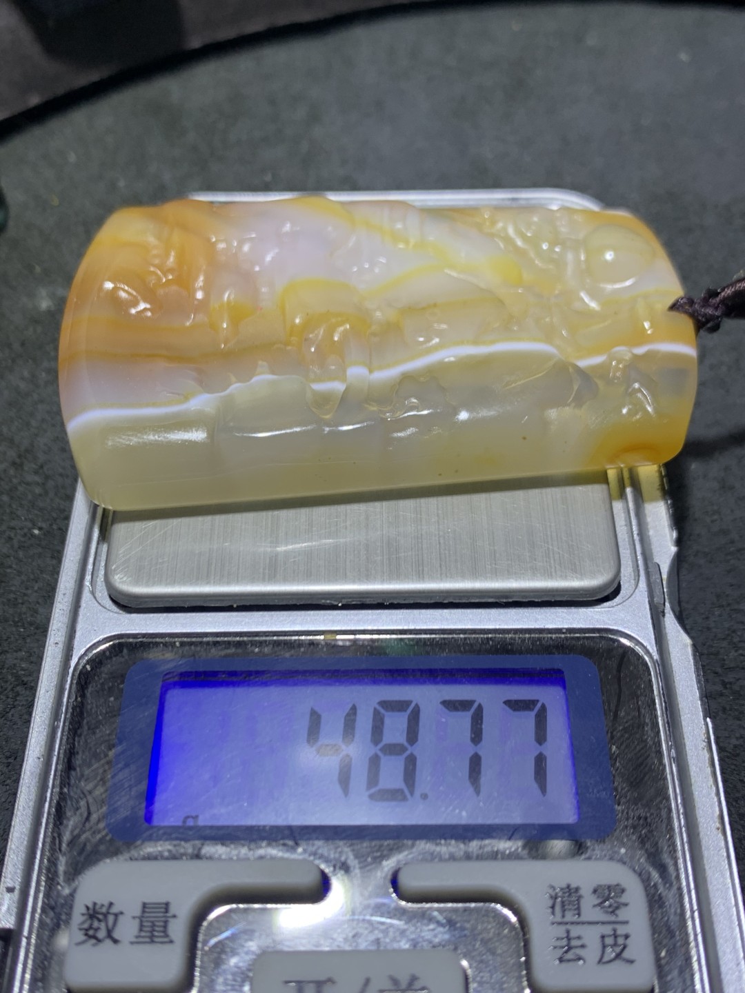 放福利！！精美天然缠丝玛瑙雕刻山水牌子一块，