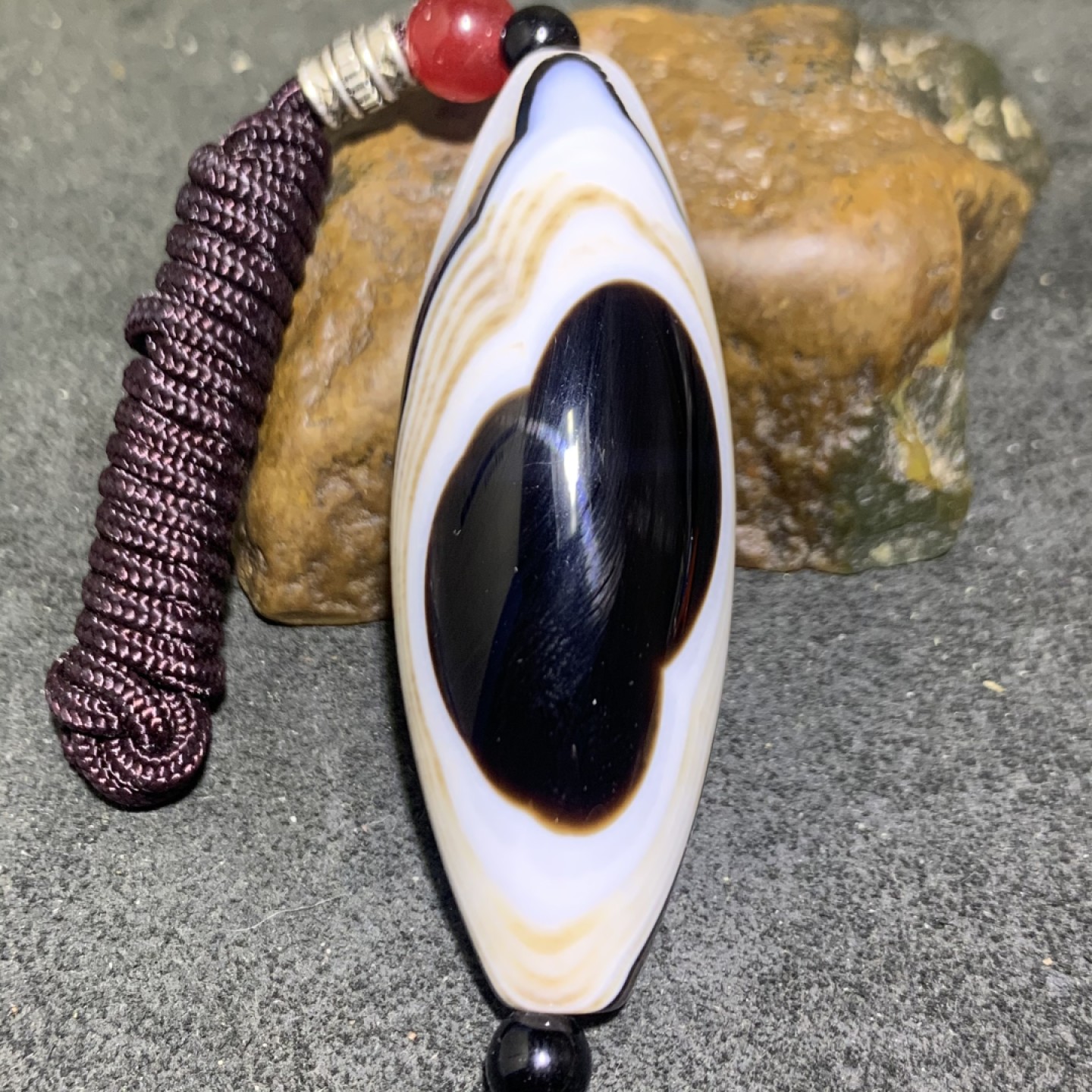 精美高玉化药师玛瑙天眼水晶大桶珠一颗