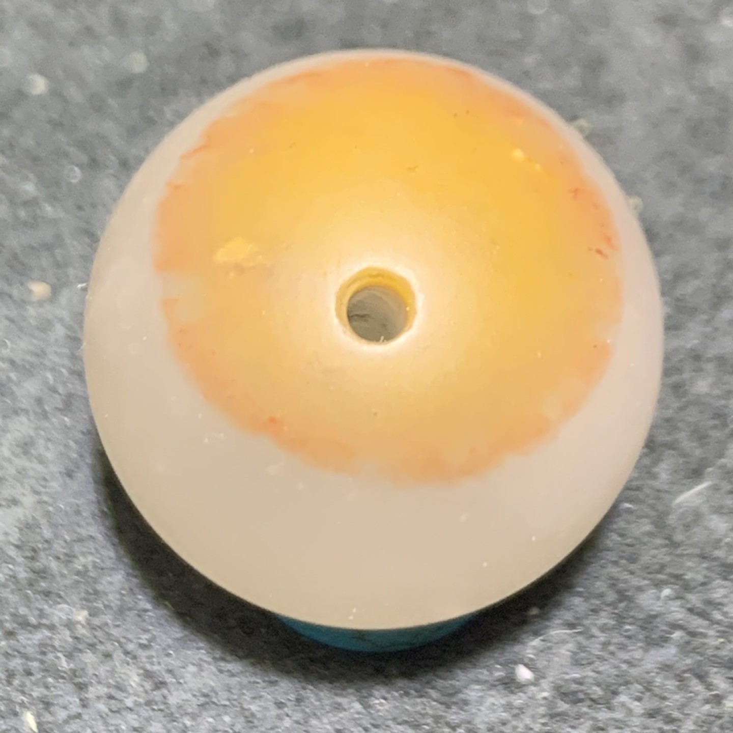 精美蒙古冰飘黄皮亚光玛瑙2.1圆珠一颗