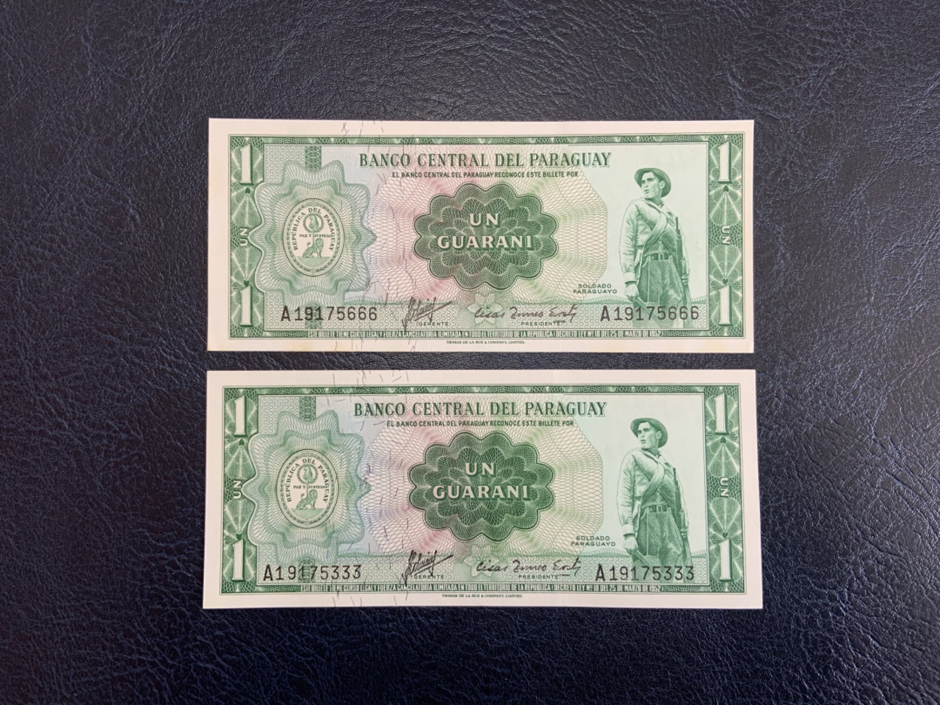 收藏联盟Quantum Auction 第226期拍卖 巴拉圭1952年1瓜拉尼的两张 雕刻版 品相UNC A冠无4 666 333豹子号 局部有黄