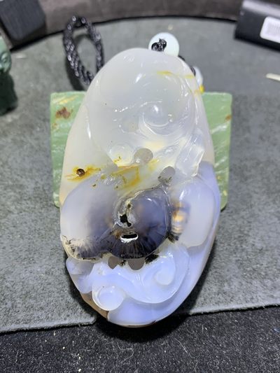 重器天然原皮马料高玉化发丝玛瑙手工镂空雕刻富贵有余把件一个 - 重器天然原皮马料高玉化发丝玛瑙手工镂空雕刻富贵有余把件一个