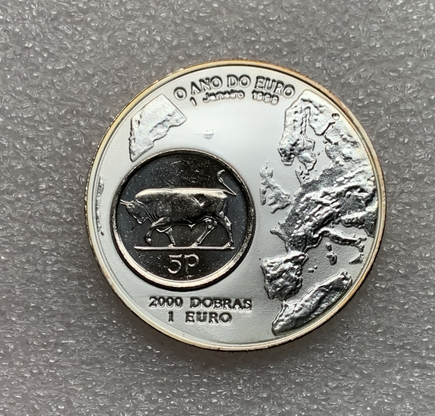 瓶子🏺第75期拍卖会 圣多美和普林西比1999年2000多布拉爱尔兰币中币精制大银币（2）