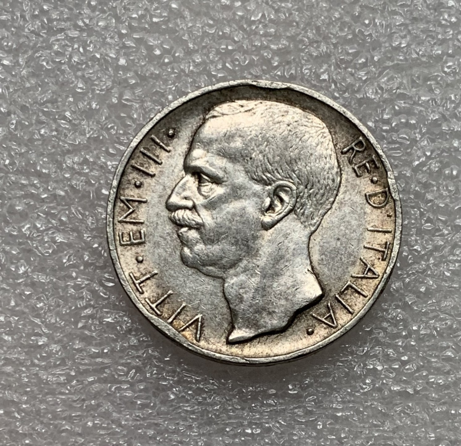 瓶子🏺第75期拍卖会 意大利1927年马车10里拉银币