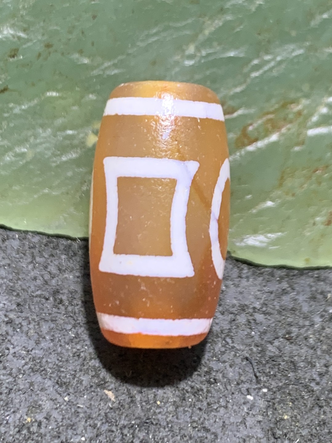 仅此一颗，精美藏传红玉髓天地天珠一颗
