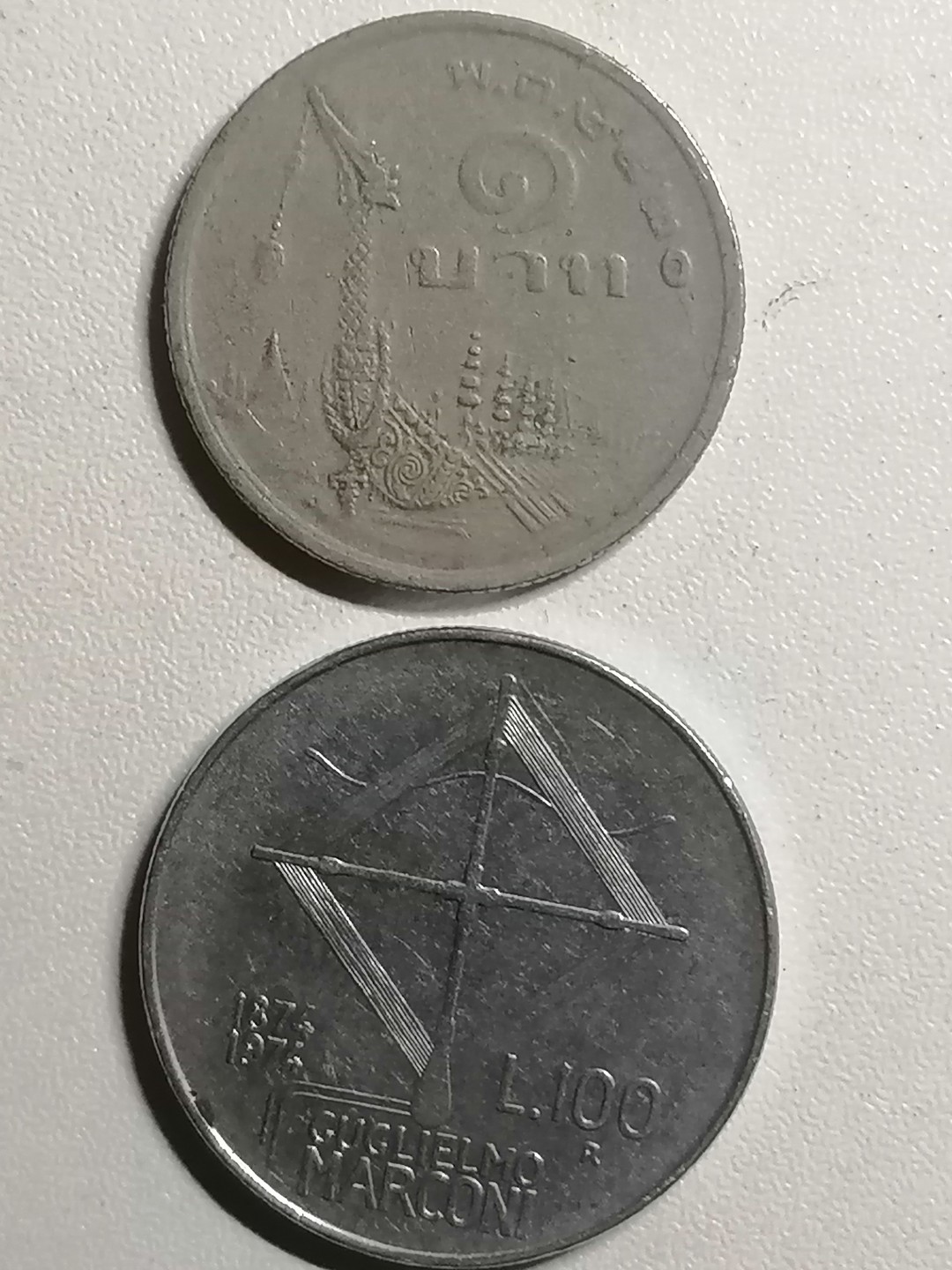 钱币专场 外币2枚