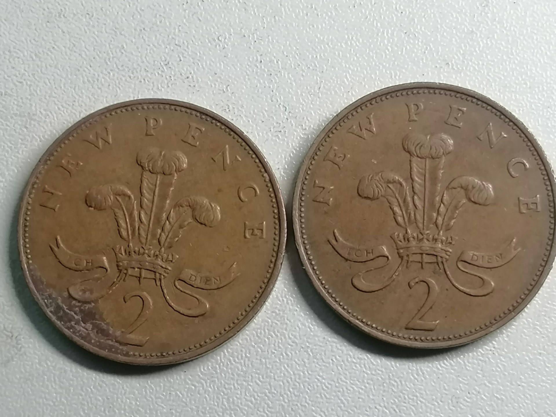 世界钱币专场 外币二枚