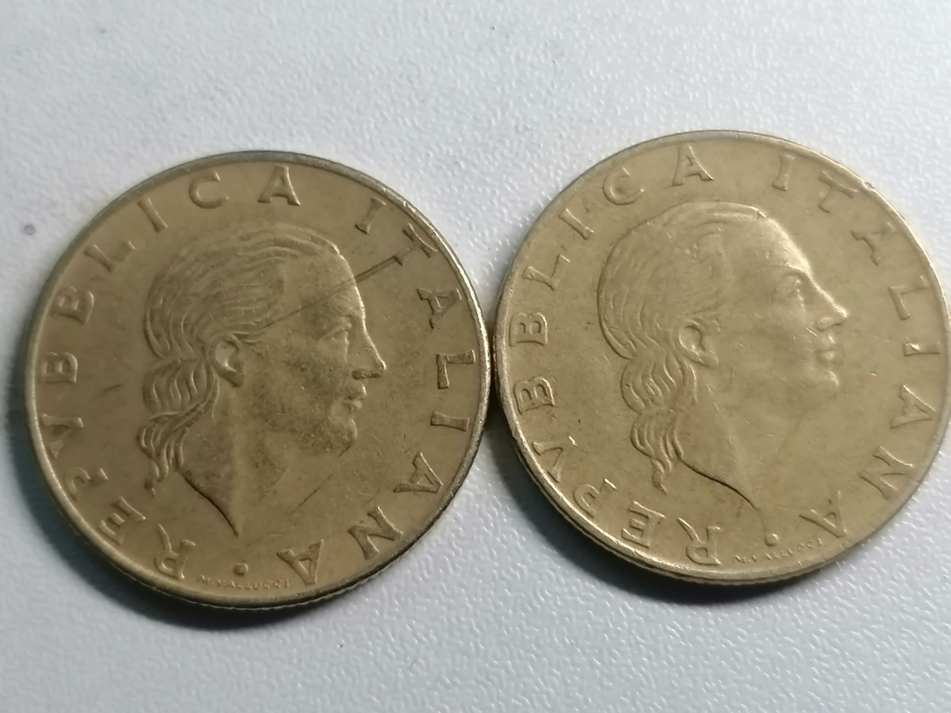 世界钱币专场 外币二枚