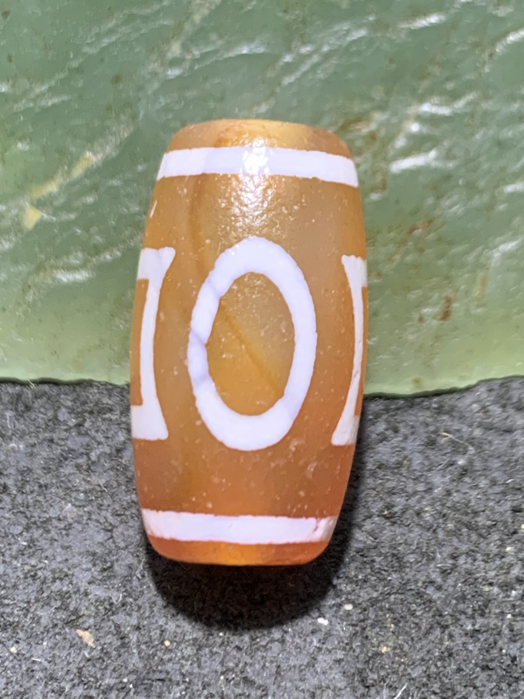 仅此一颗，精美藏传红玉髓天地天珠一颗