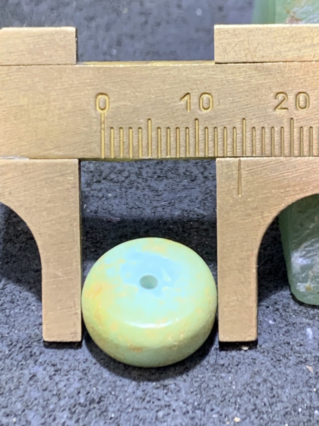 十堰俏色网花松石平安扣一颗
