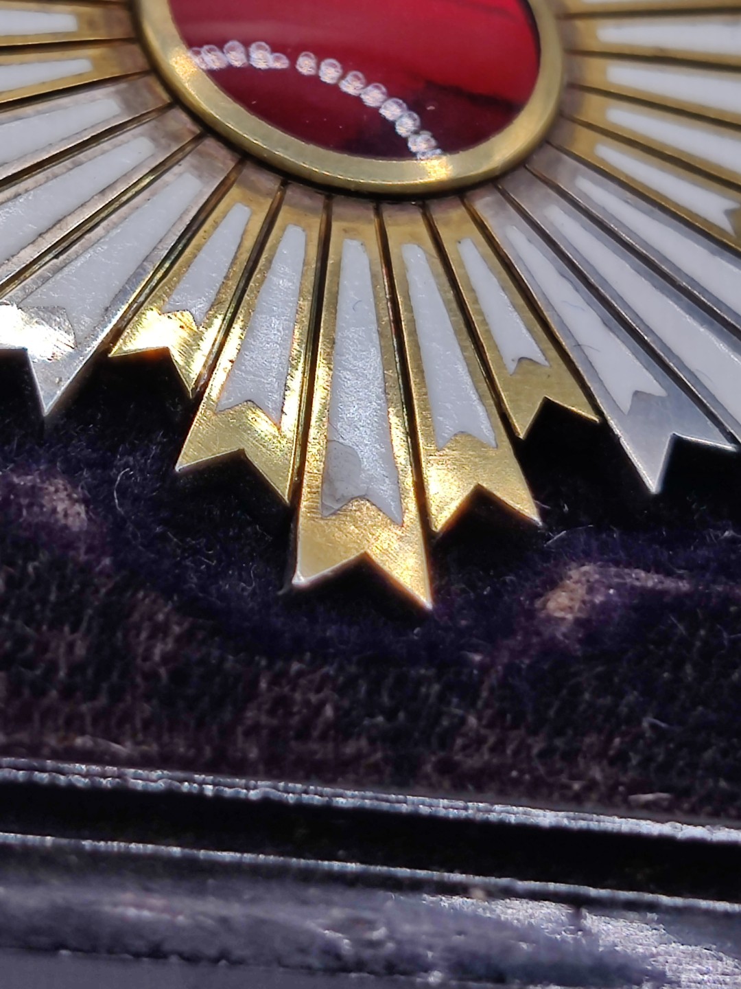 全场0元起拍 第23期 咸鱼国勋章拍卖专场 1月22日（周日）下午6：00开始 美品 明治时期 五等旭日章 银制带略