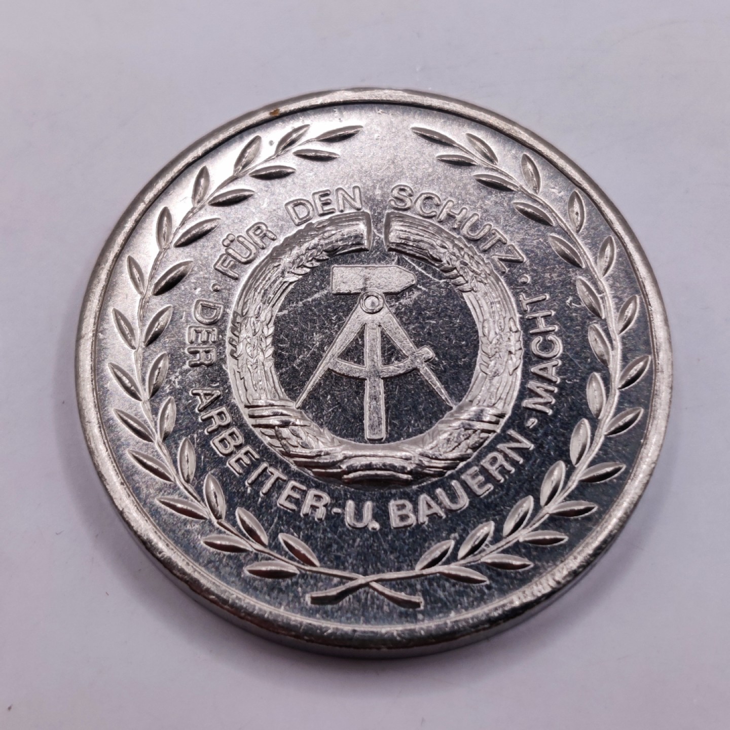 全场0元起拍 第23期 咸鱼国勋章拍卖专场 1月22日（周日）下午6：00开始 东德台尔曼纪念章