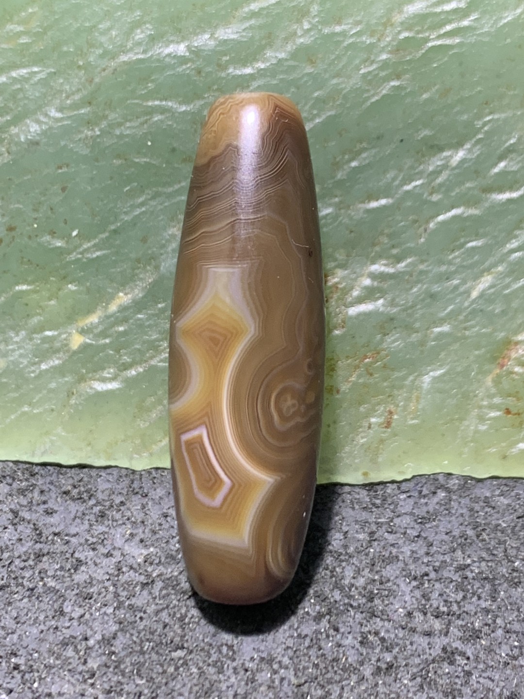 高玉化缠丝玛瑙随形通货随形桶珠一个
