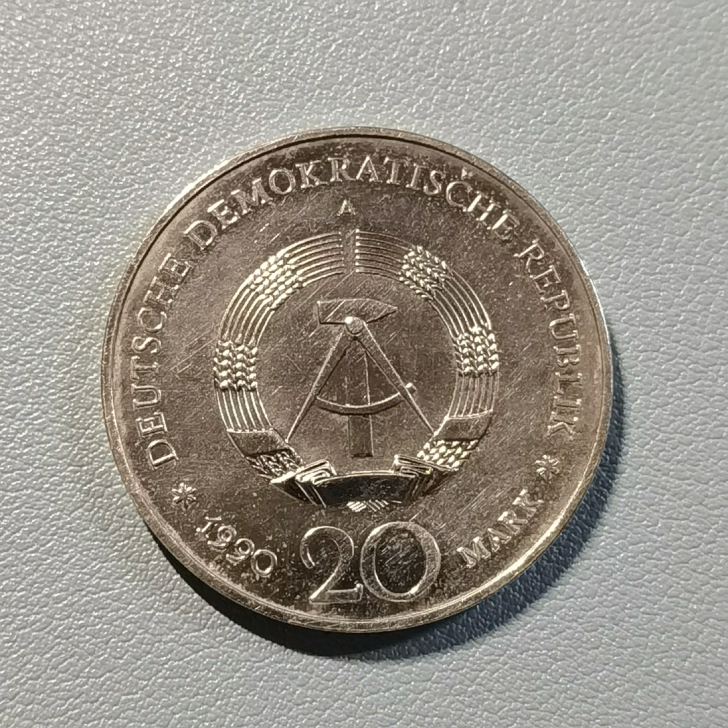🎉🎊乐享宝藏💎💰~20230126~新春专场 原民主德国20马克~勃兰登堡门