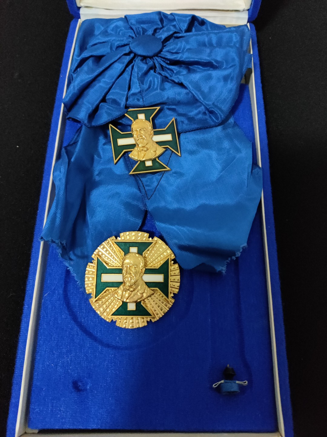 全场0元起拍 第23期 咸鱼国勋章拍卖专场 1月22日（周日）下午6：00开始 大十字级巴西毛阿子爵勋章