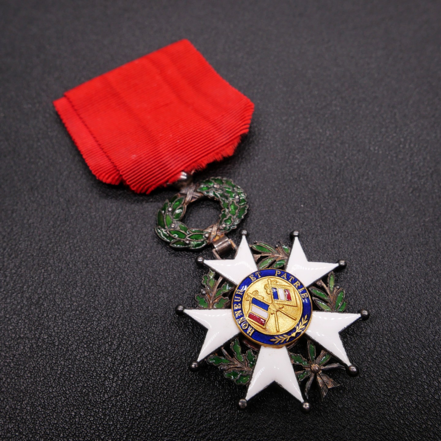 勋章奖章交易所1月27日（初六）法国币章专场 法国荣誉军团勋章，第四共和版，银质珐琅，好品如图