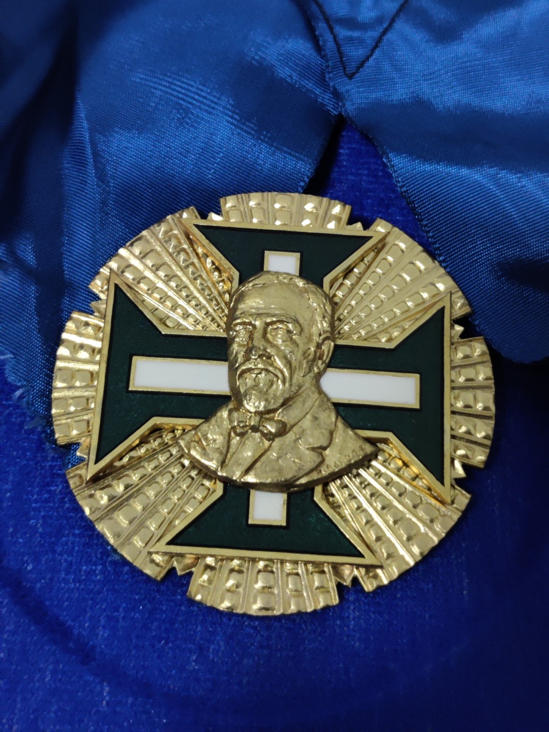 全场0元起拍 第23期 咸鱼国勋章拍卖专场 1月22日（周日）下午6：00开始 大十字级巴西毛阿子爵勋章