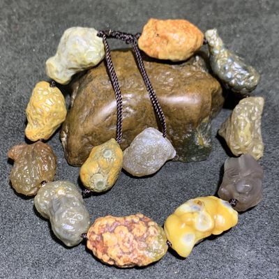 精美筋脉石原石手工编织手串一条 - 精美筋脉石原石手工编织手串一条