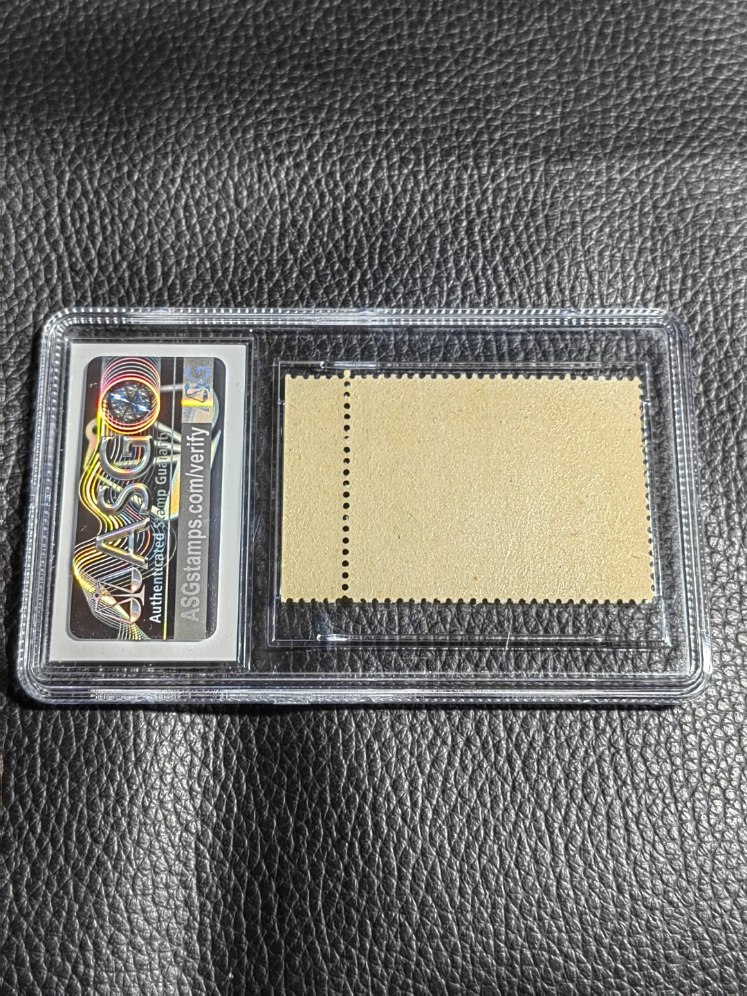 洪涛臻品批发群  精选邮票限时拍卖第一百五十一期 ASG85 OG 1945平等新约纪念邮票2元面值带边纸 民国票带原胶的难得，能到评级品相的少之又少！