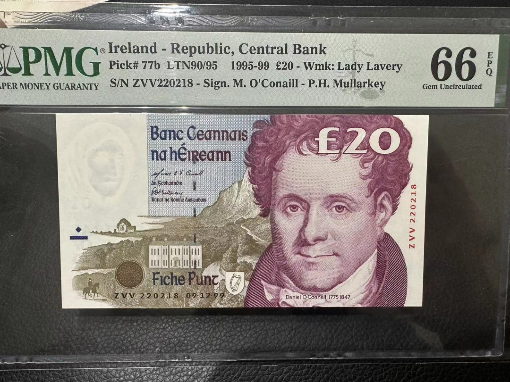 《外钞收藏家》第二百三十四期 1999年爱尔兰20镑 PMG66 无47尾8