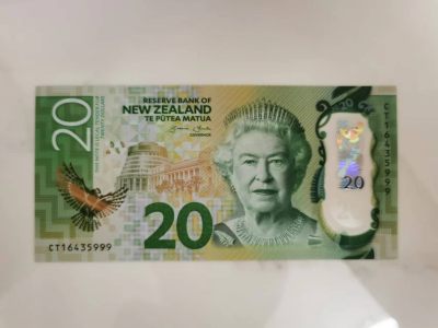Immortal auction 第一拍，大吉大利 - 新西兰20dollars (2016版) 豹子号，全新Unc