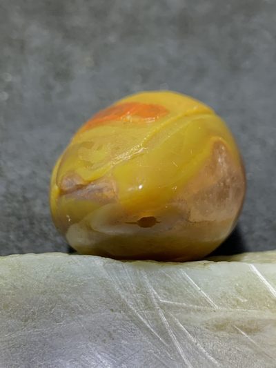 精美亚光冰飘战国红玛瑙手工俏色巧雕金榜提名吊坠一个， 精美亚光冰飘战国红玛瑙手工俏色巧雕金榜提名吊坠一个，