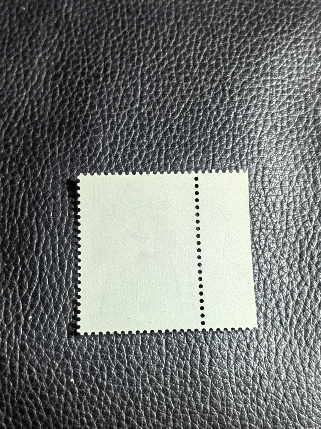 洪涛臻品批发群  精选邮票限时拍卖第一百七十一期 T45脸谱8-6新一枚，版期全品嘎嘎绝，正宗版撕货，一手撕版，带硅胶手套撕版，收藏级品相，喜欢不要错过