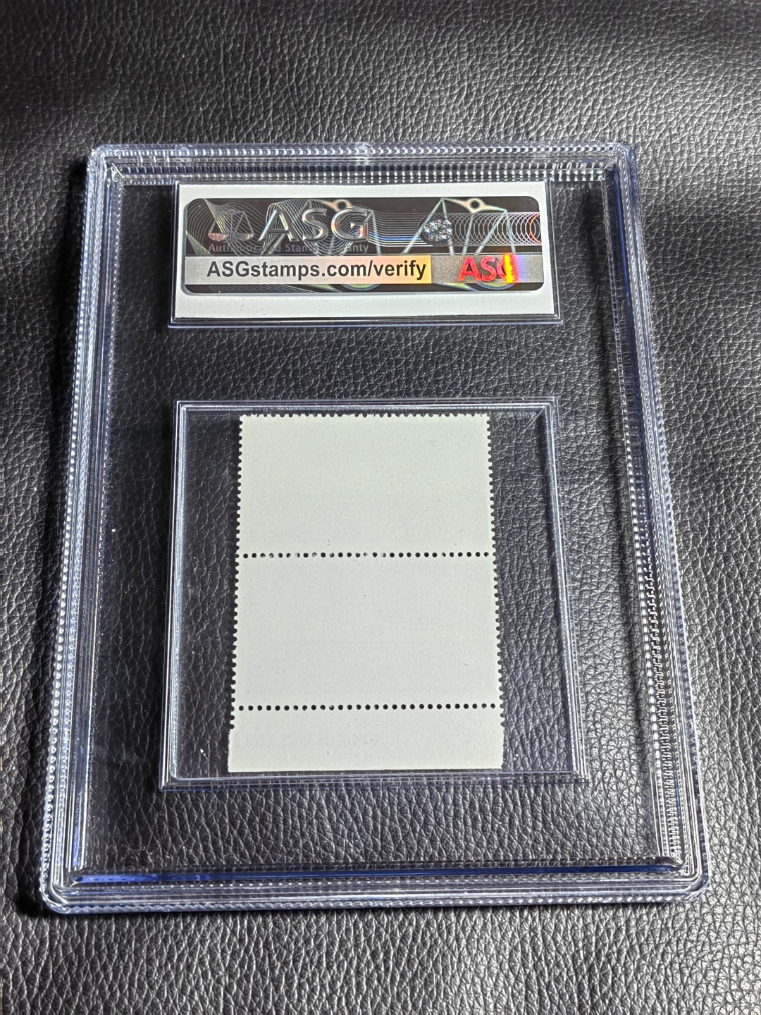 洪涛臻品批发群  精选邮票限时拍卖第一百七十期 编号轮船  N31 ASG85OG分，2连，色标数字边，大盒内衬， 非常漂亮的摆件，一手出分，非常漂亮。喜欢不要错过
