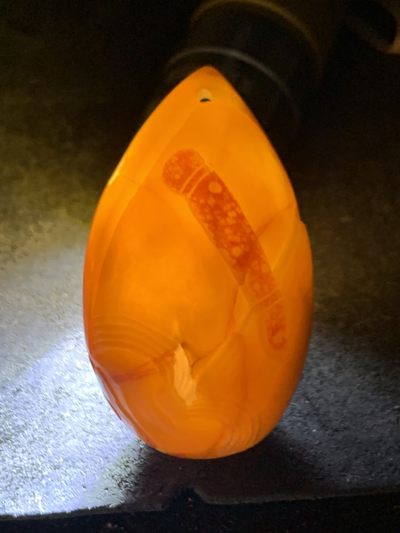 精美亚光冰飘战国红玛瑙手工俏色巧雕金榜提名吊坠一个， 精美亚光冰飘战国红玛瑙手工俏色巧雕金榜提名吊坠一个，