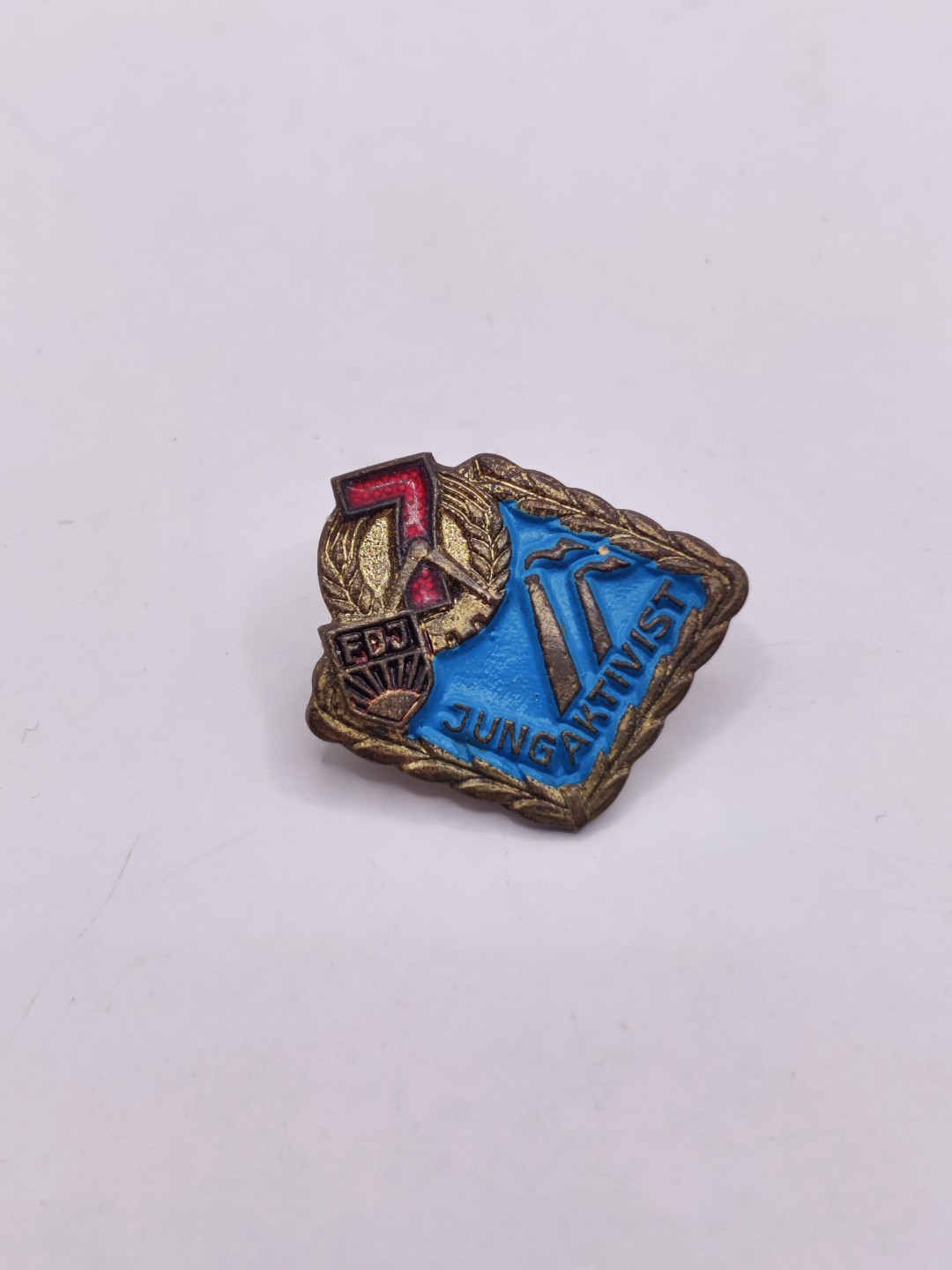 全场0元起拍 第24期 咸鱼国勋章拍卖专场 1月27日（周五）下午6：00开始