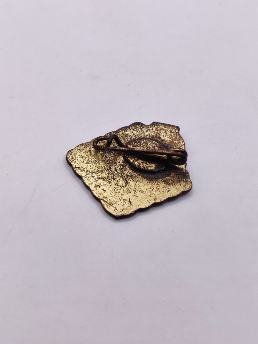 全场0元起拍 第24期 咸鱼国勋章拍卖专场 1月27日（周五）下午6：00开始