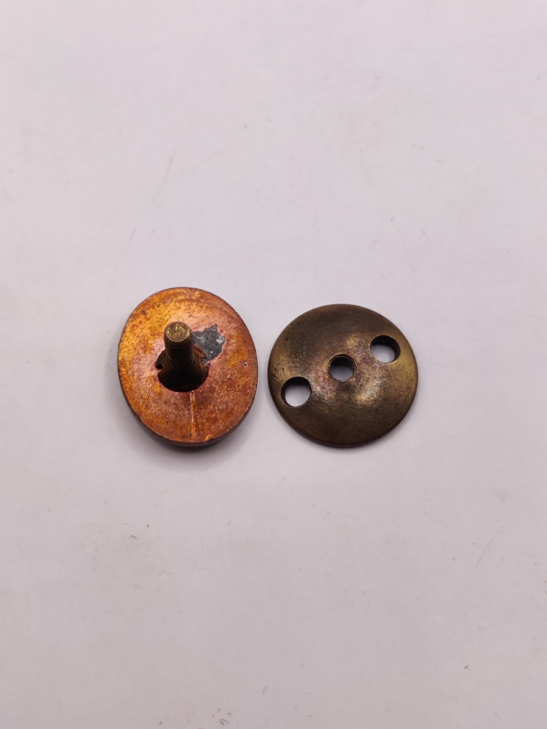 全场0元起拍 第24期 咸鱼国勋章拍卖专场 1月27日（周五）下午6：00开始 东德 SED德国统一社会党党徽 早期转轮