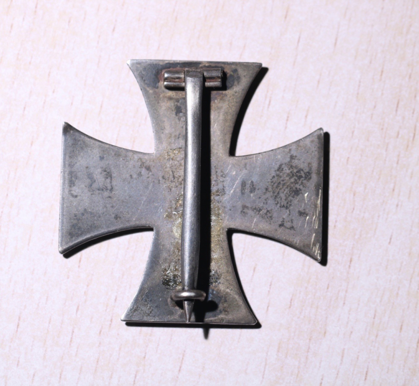 大猫徽章拍卖第214期  德国一战一级铁十字勋章，800银厂标