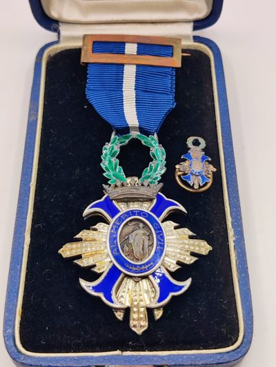 全场0元起拍 第25期 咸鱼国勋章拍卖专场 1月29日（周日）下午6：00开始 - 西班牙佛朗哥时期民事功绩勋章 带mini章 银质珐琅 