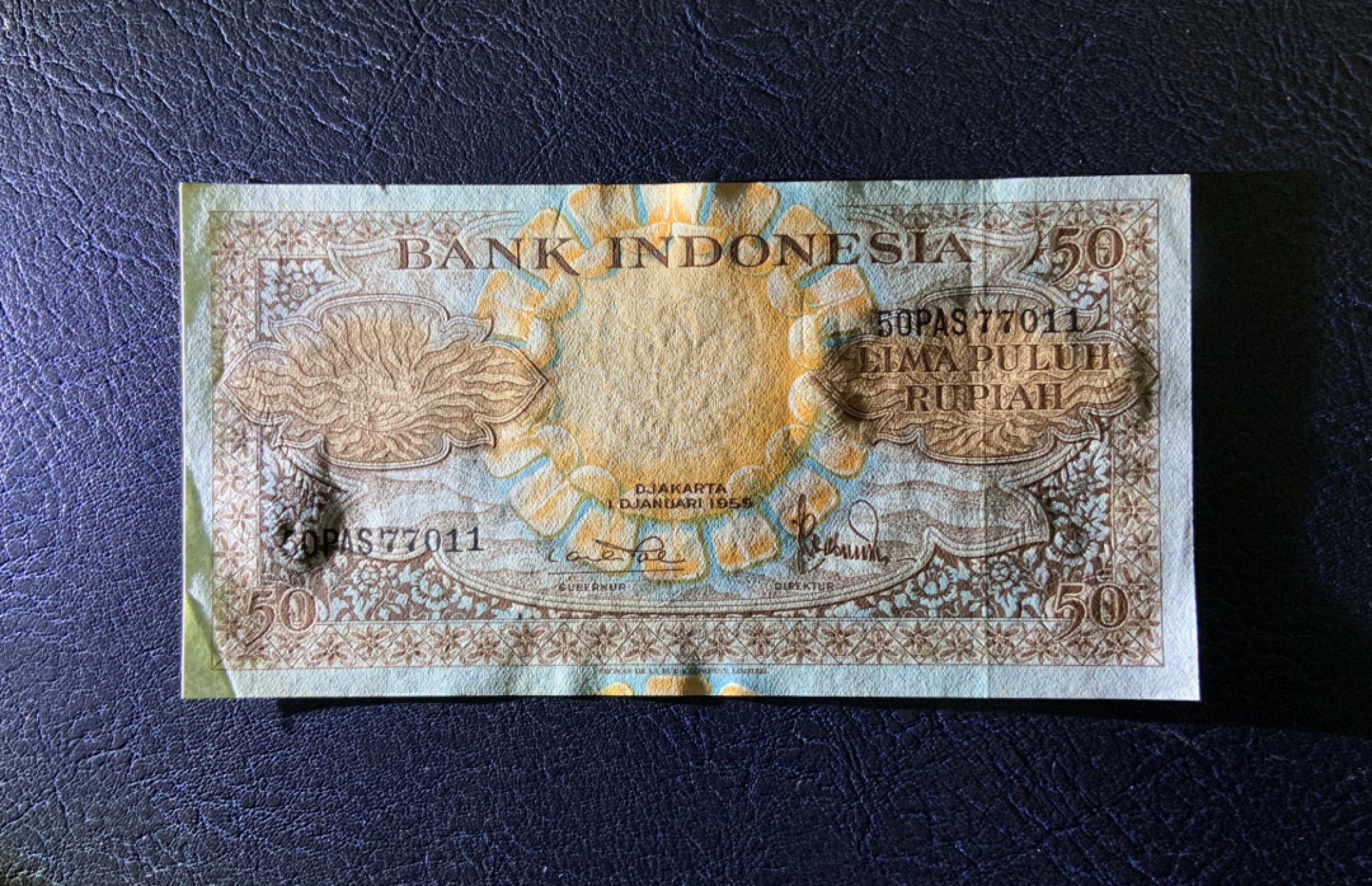 收藏联盟Quantum Auction 第227期拍卖 印度尼西亚1959年50卢比 品相UNC- 角折