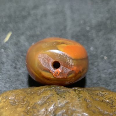 天然高玉化战国红玛瑙勒子一个， 天然高玉化战国红玛瑙勒子一个，