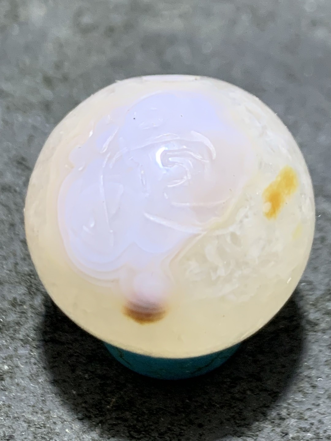 精美冰飘战国红玛瑙手工俏色巧雕菩提2.0珠一颗！