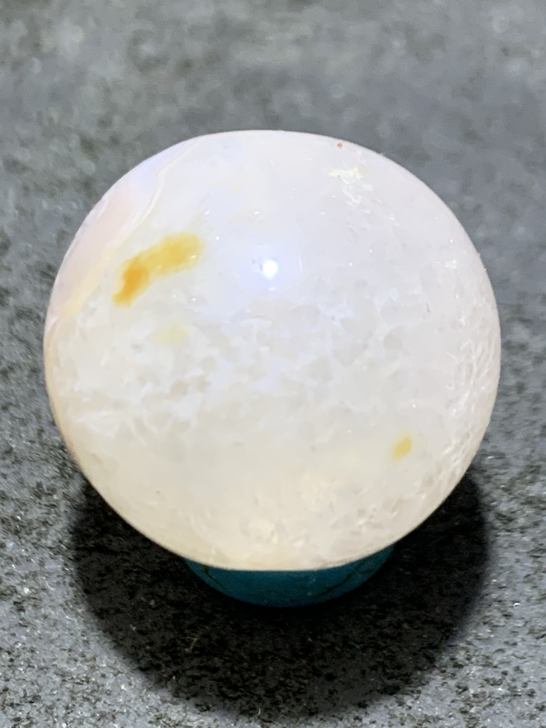 精美冰飘战国红玛瑙手工俏色巧雕菩提2.0珠一颗！