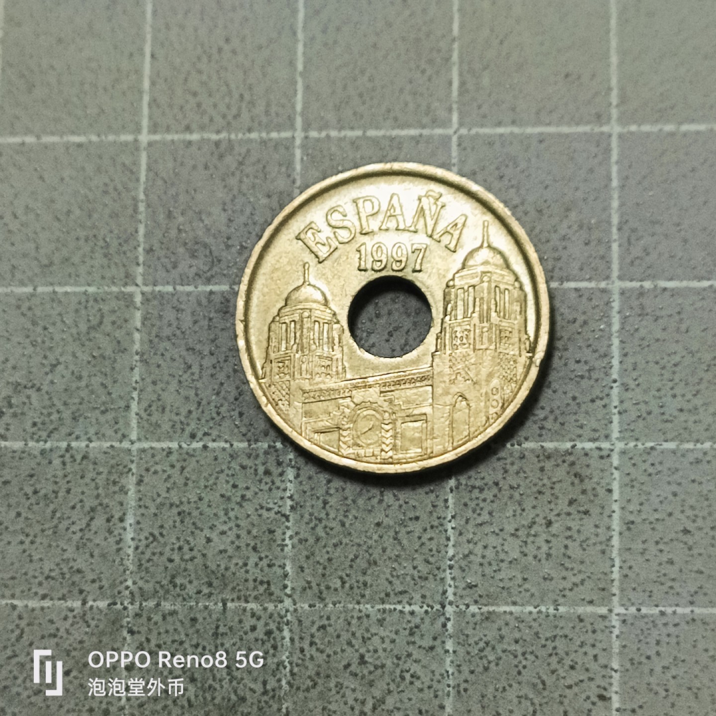 泡泡堂微拍第五十三幕硬币捡漏可累计专场👿👿，零佣金，零押金，累计满二十元包邮 西班牙97年25比赛塔。