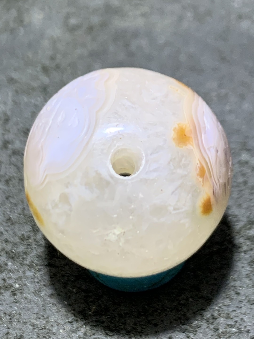 精美冰飘战国红玛瑙手工俏色巧雕菩提2.0珠一颗！