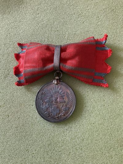 日章奖章 - 章牌3