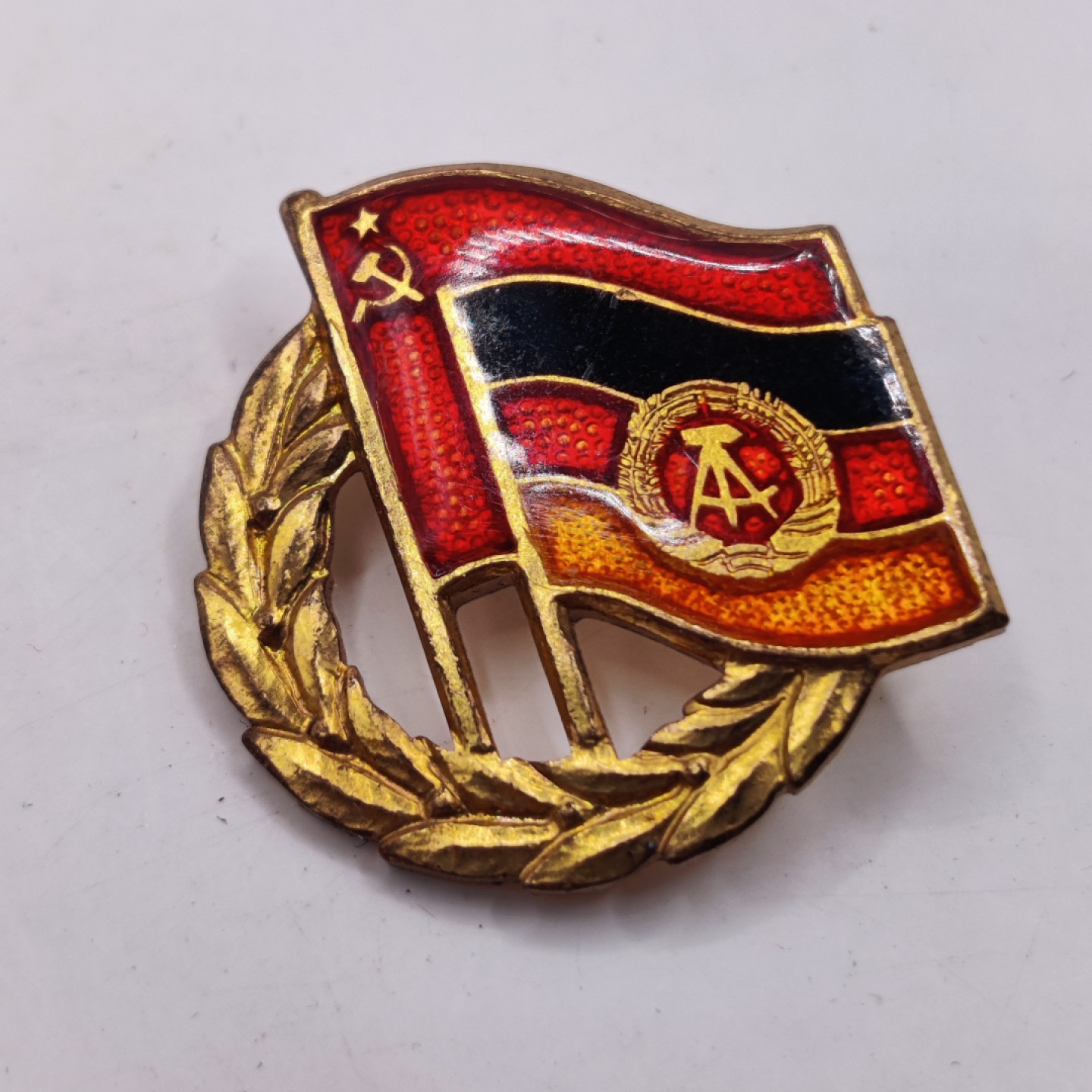 全场0元起拍 第26期 咸鱼国勋章拍卖专场 2月1日（周三）下午6：00开始 苏德友谊徽章金级