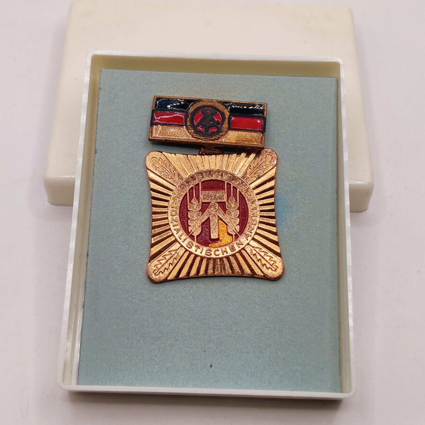 全场0元起拍 第26期 咸鱼国勋章拍卖专场 2月1日（周三）下午6：00开始