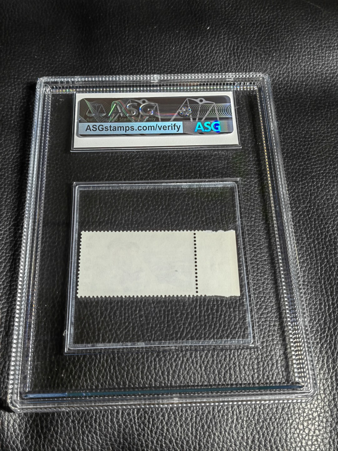洪涛臻品批发群  精选邮票限时拍卖第二百一十三期 文18   35分海防  ASG90OG，数字边，大盒内衬，文革三俗稀缺货，90高分适合收藏，非常漂亮的摆件，喜欢不要错过