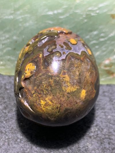 精美冰飘战国红玛瑙手工俏色巧雕喜上眉梢把件一个， - 精美冰飘战国红玛瑙手工俏色巧雕喜上眉梢把件一个，