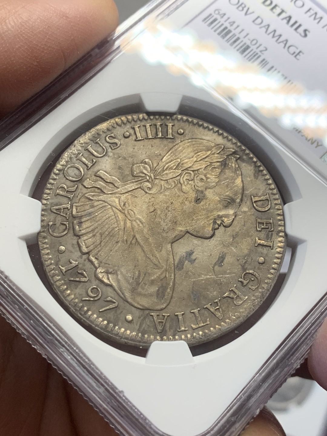 《竞宝斋》第130场-周日，周一连拍 (全场包邮) NGC-AU 墨西哥 1797年 卡四 双柱 8R 大银币 正反深打细节好 背面墙砖清晰