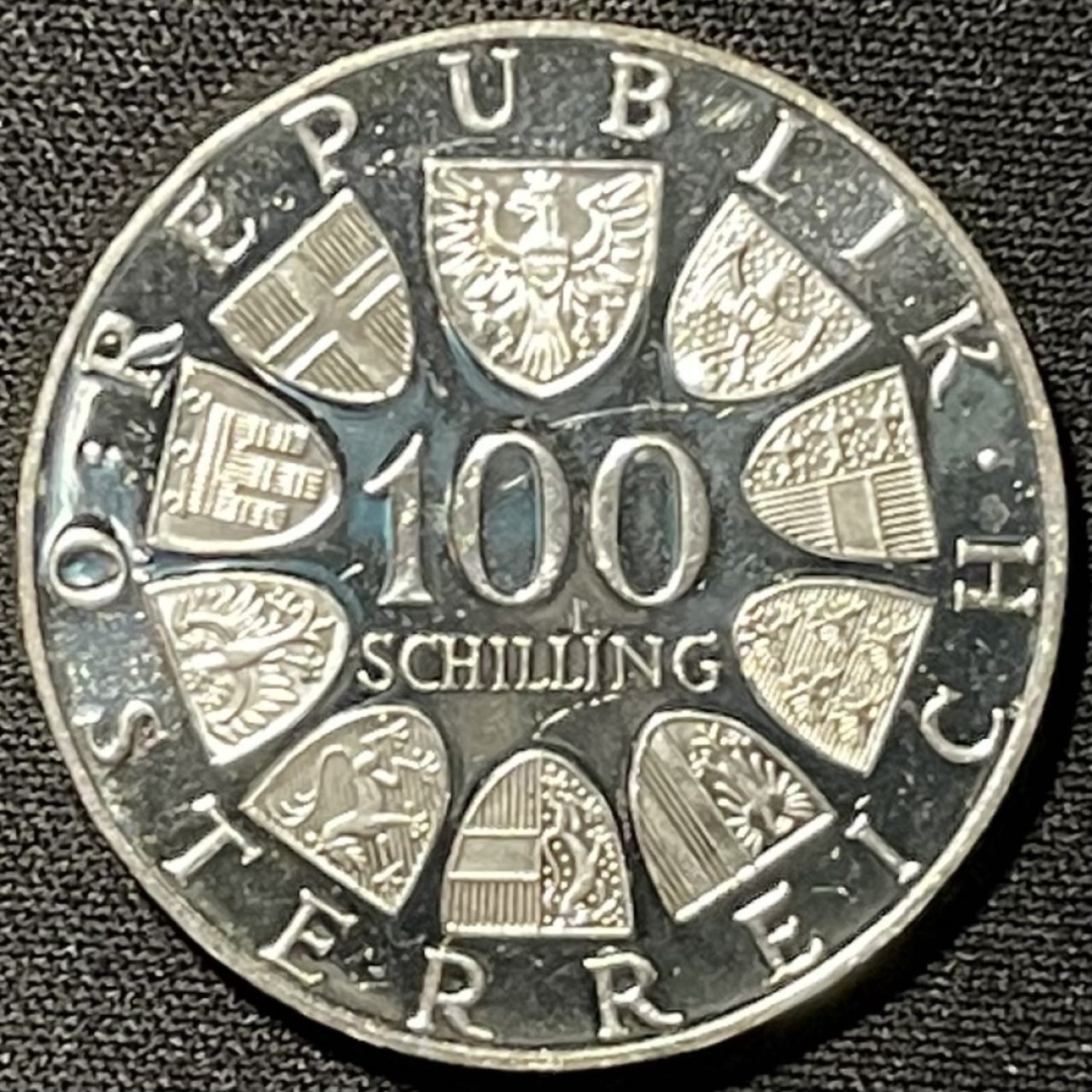 紫瑗钱币——第249期拍卖 奥地利 1976年 因斯布鲁克冬奥运 会徽 100先令 24克 0.64银 精制