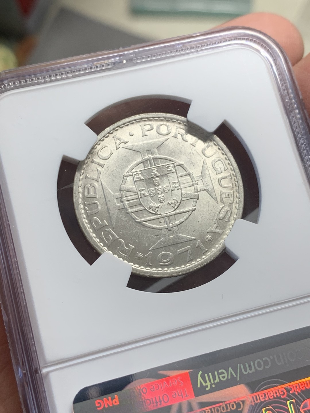 《竞宝斋》第130场-周日，周一连拍 (全场包邮) NGC-MS63 澳门 1971年 五圆 银币