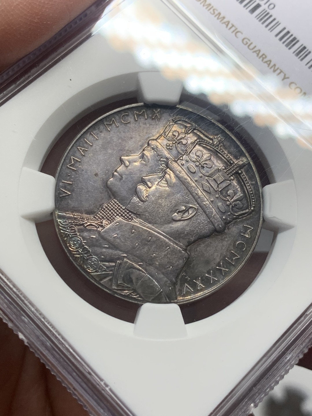 《竞宝斋》第130场-周日，周一连拍 (全场包邮) NGC MS62  英国 1935年 乔治五世登基25周年银章，细节很好，包浆不错