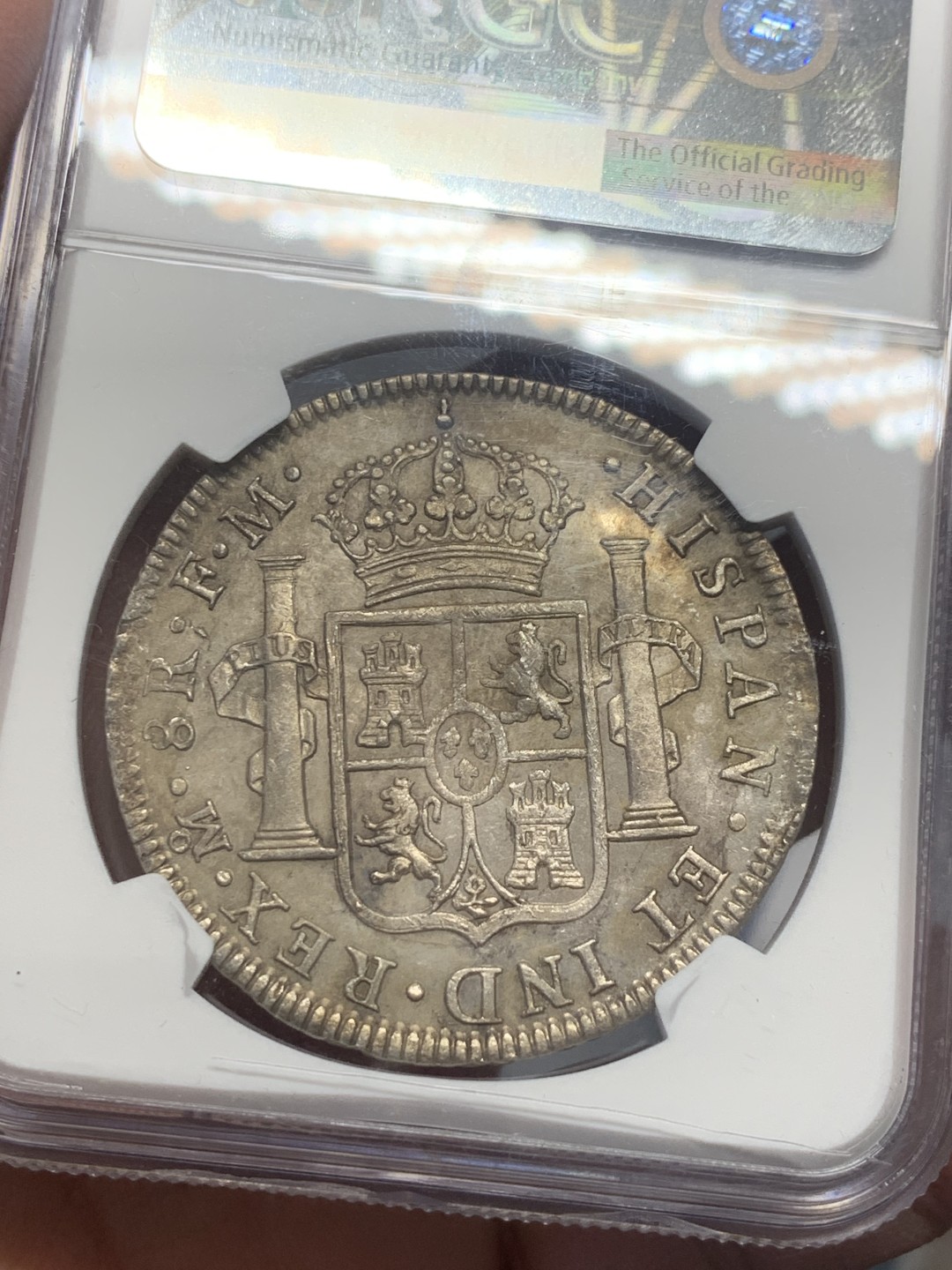 《竞宝斋》第130场-周日，周一连拍 (全场包邮) NGC-AU 墨西哥 1797年 卡四 双柱 8R 大银币 正反深打细节好 背面墙砖清晰