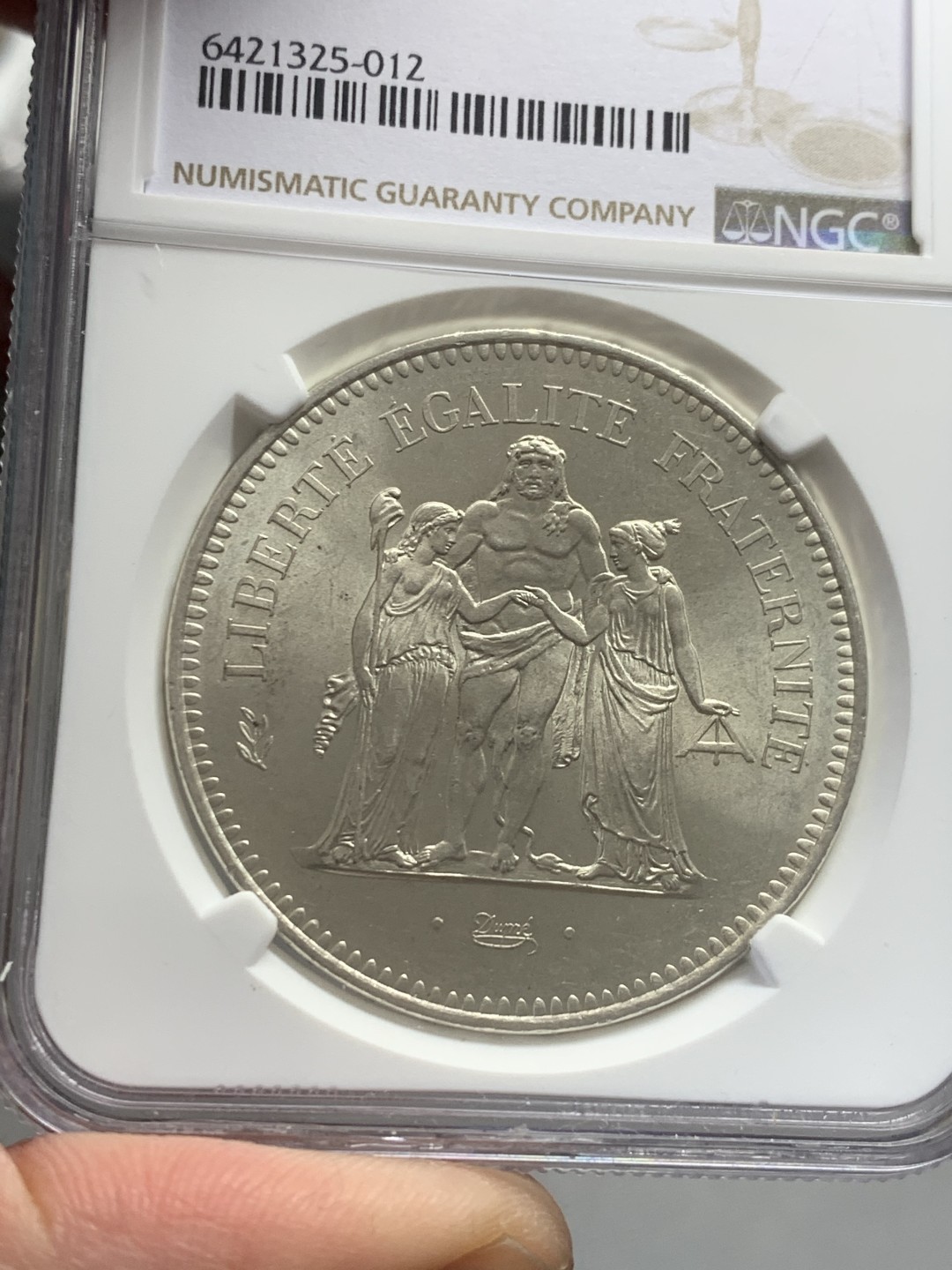 《竞宝斋》第130场-周日，周一连拍 (全场包邮) NGC MS66 1975年法国大力神50法郎银币